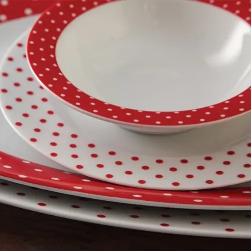 28 اسپاتی قرمز