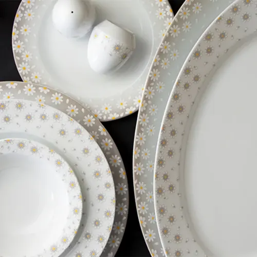 چینی زرین سرویس 6 نفره غذاخوری ایتالیا اف طرح کامومیلا