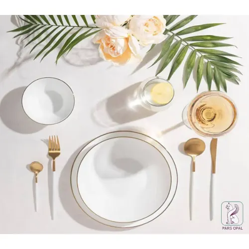 مشخصات سرویس 28 پارچه پارس اپال مدل لب طلا