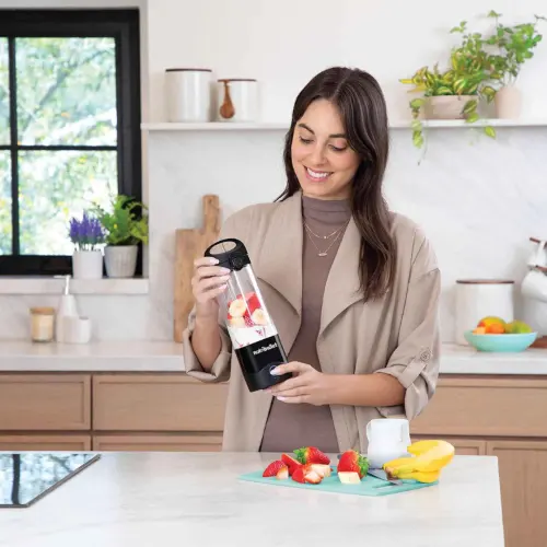 شیکر شارژی نوتری بولت