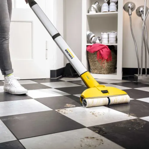 ماگ چینی داخل عروسکی